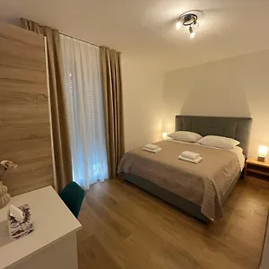 apartment-23000.hotelinzadar.com/